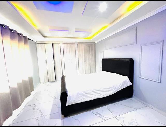 4 BEDROOM PROPERTY TO RENT IN MEER EN SEE